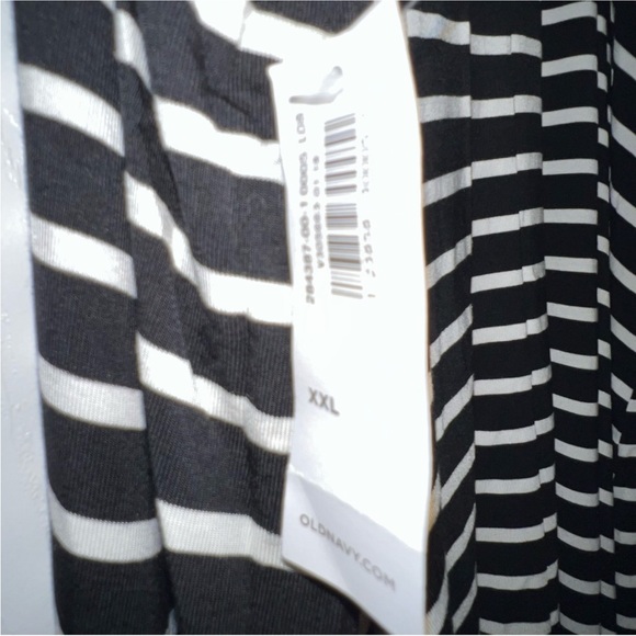 Old Navy Black & White Stripe Spaghetti Strap Halter Jersey Knit Swing D… - Picture 4 of 8